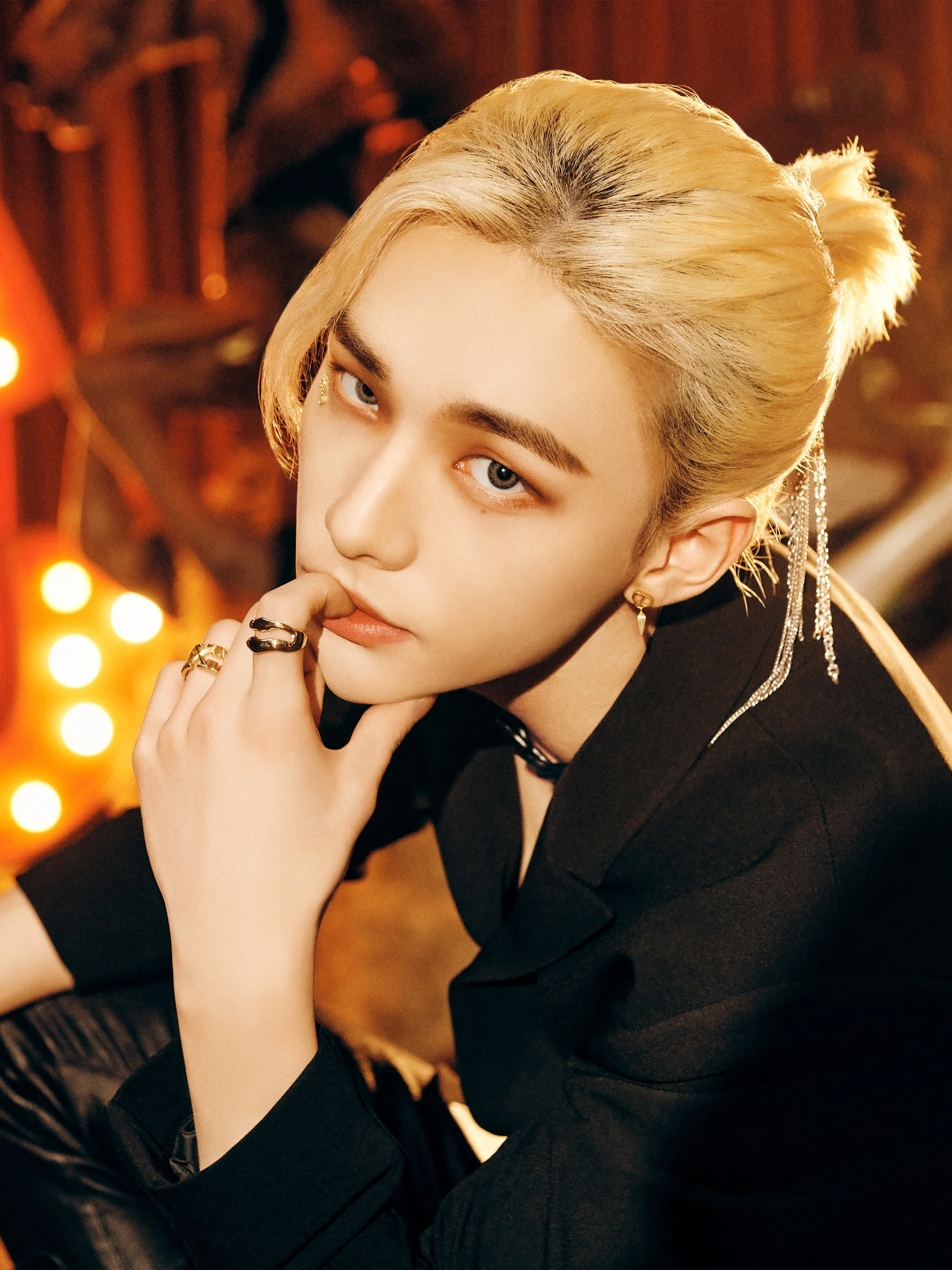 100 gương mặt đẹp trai nhất thế giới 2022: Bất ngờ nam idol cùng "Siêu nhân" tranh No.1, V (BTS) - Tiêu Chiến tuột hạng không phanh