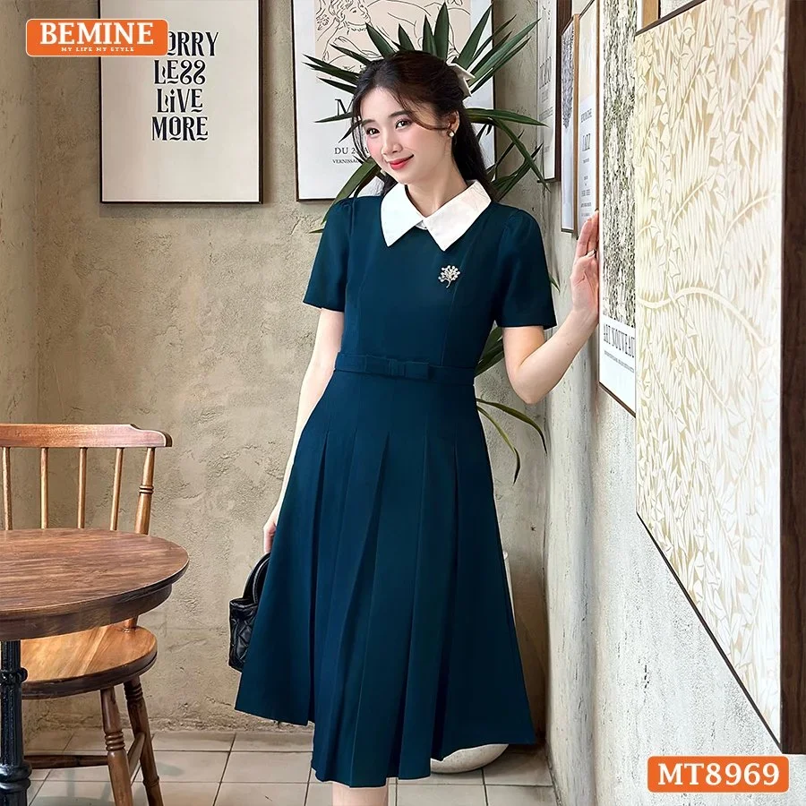 Người mẫu diện mẫu đầm suông mới nhất với thiết kế cổ sơ mi thanh lịch