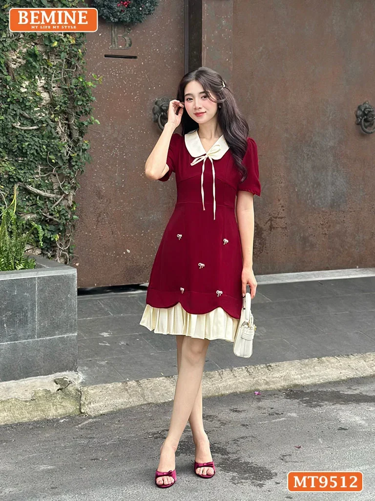 Người mẫu diện mẫu đầm suông mới nhất phối cổ trắng tiểu thư sang trọng