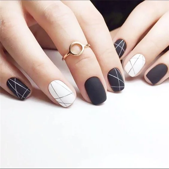 6 mẫu móng tay đẹp cho nàng có phao móng ngắn