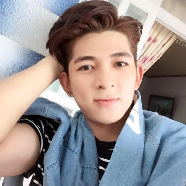 Chọn nơi có ánh sáng tự nhiên thích hợp để có bức ảnh đẹp