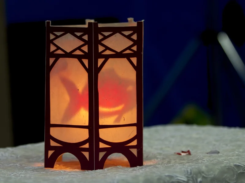 Lồng đèn kéo quân