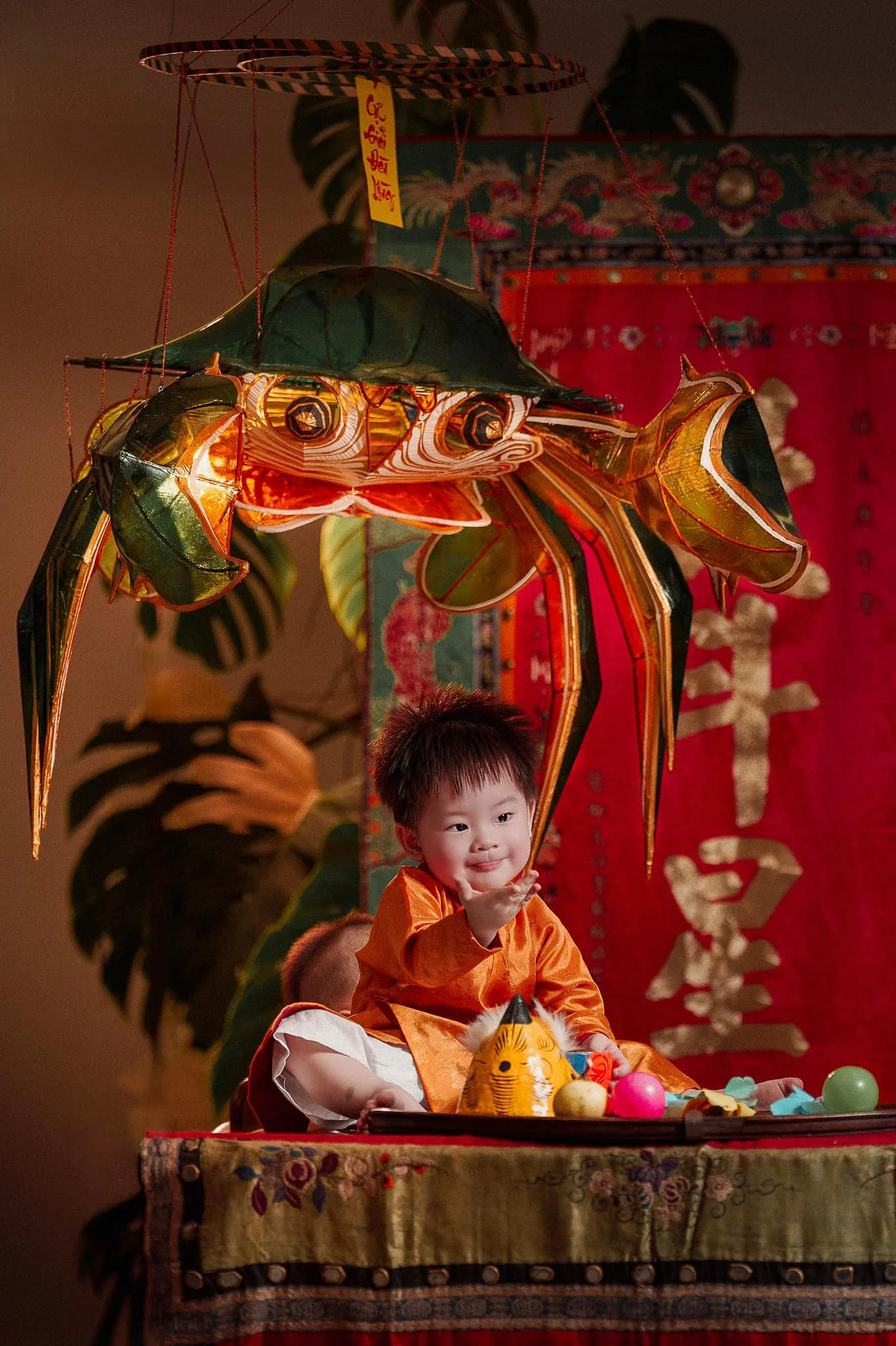 Lồng đèn con cua độc đáo dịp Trung thu 2023