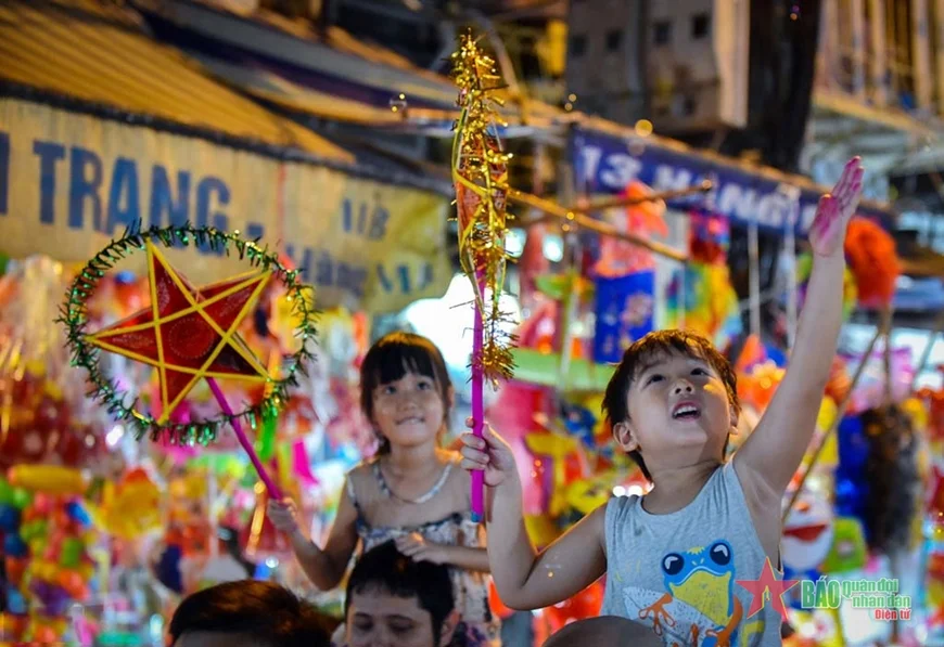 Ký ức lồng đèn