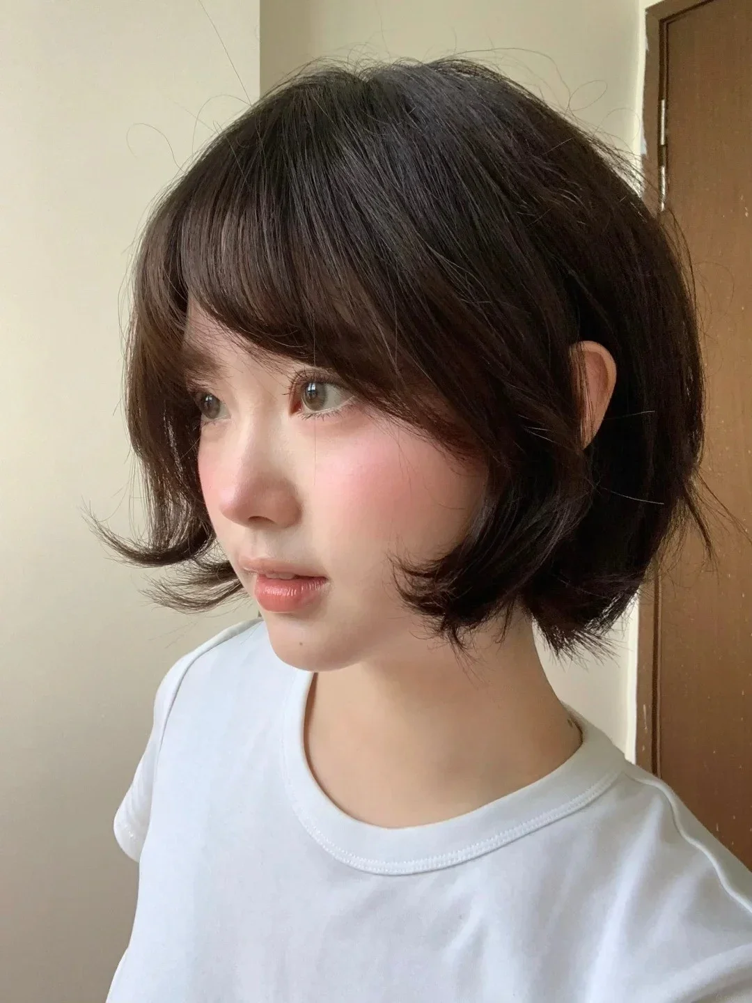 tóc bob ngắn cho mặt tròn (10)