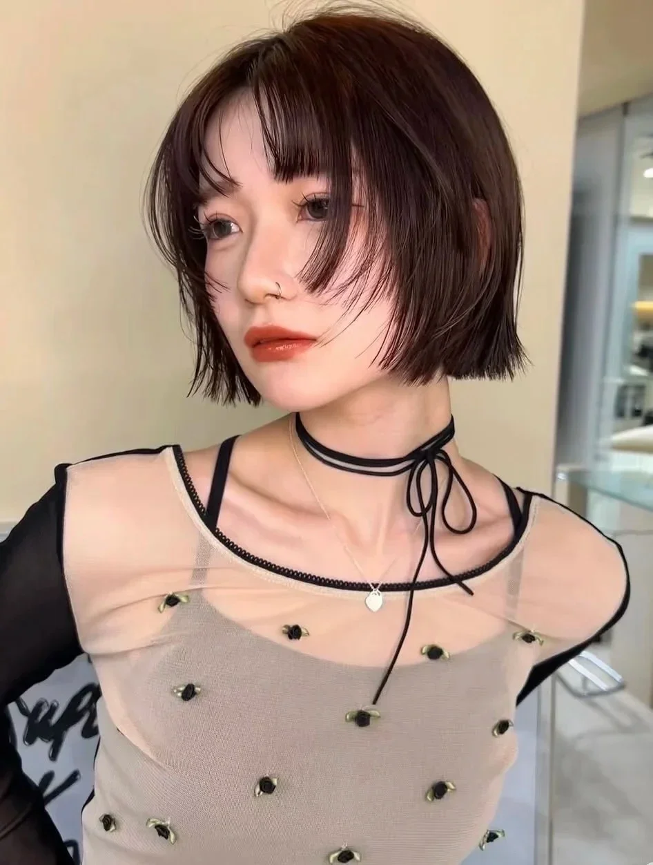 tóc bob ngắn cho mặt tròn (11)
