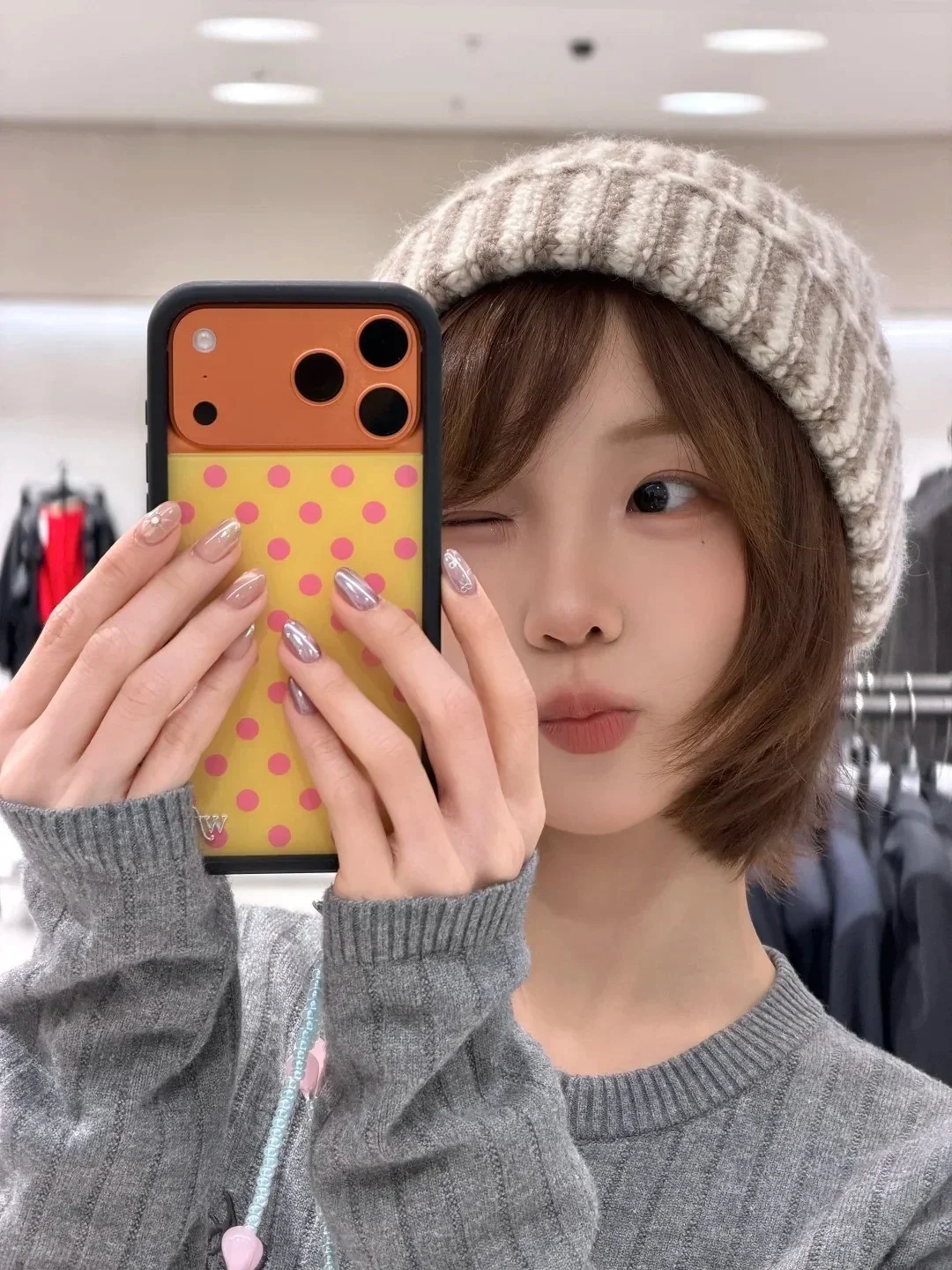 tóc bob ngắn cho mặt tròn (17)