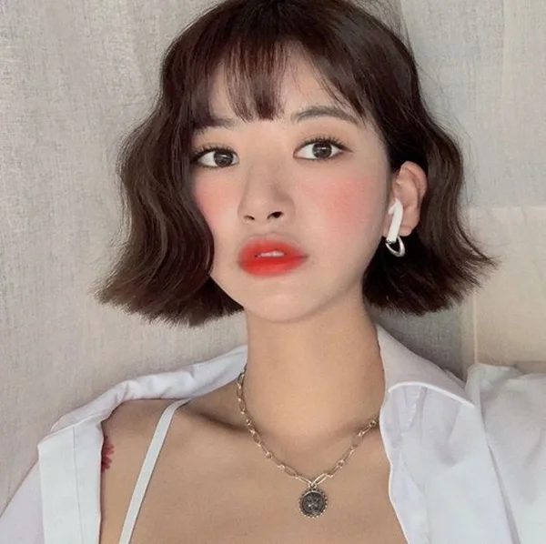 4 kiểu tóc ngắn siêu đẹp đang 'làm mưa làm gió' trong hè này - 12
